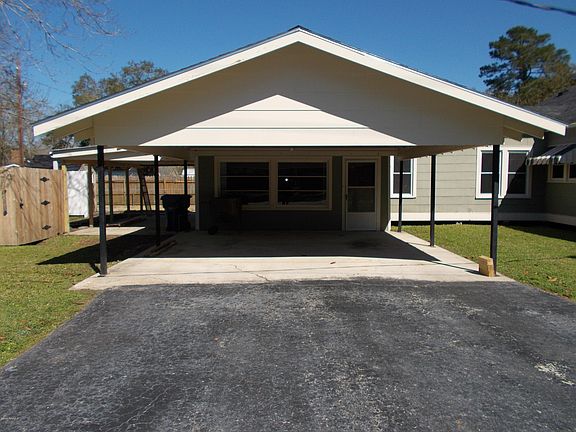 3rd image of 400 Church Ave