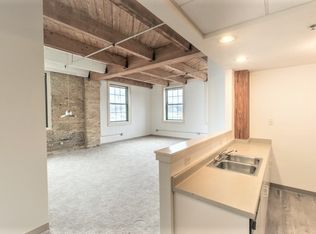 913 N Spring St APT 109, Beaver Dam, WI 53916