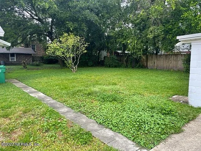 3677 Walsh St — Photo 22
