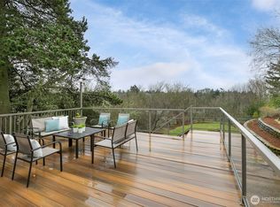 10757 5th Ave NW, Seattle, WA 98177