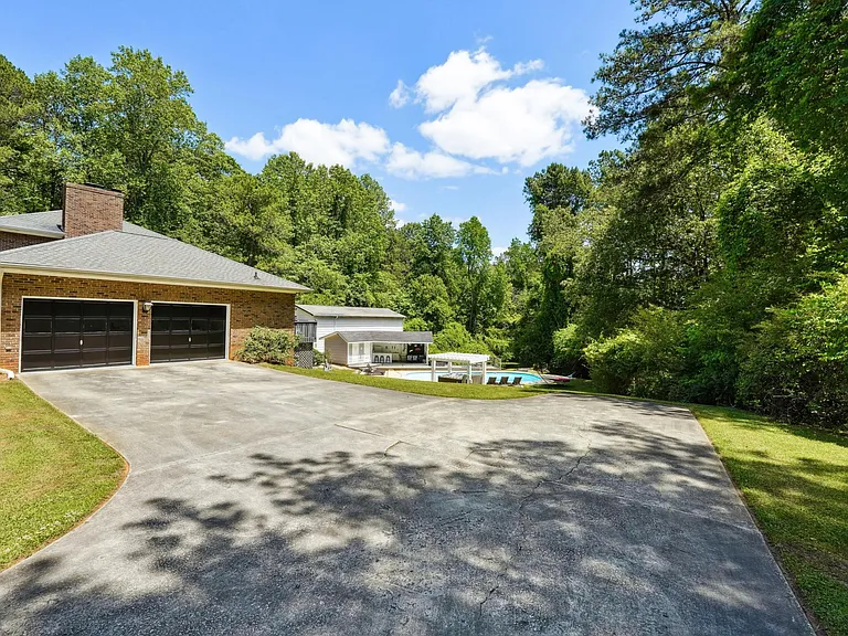 2-Car Guest Garage with ramp & access to the Main Level Living Room
