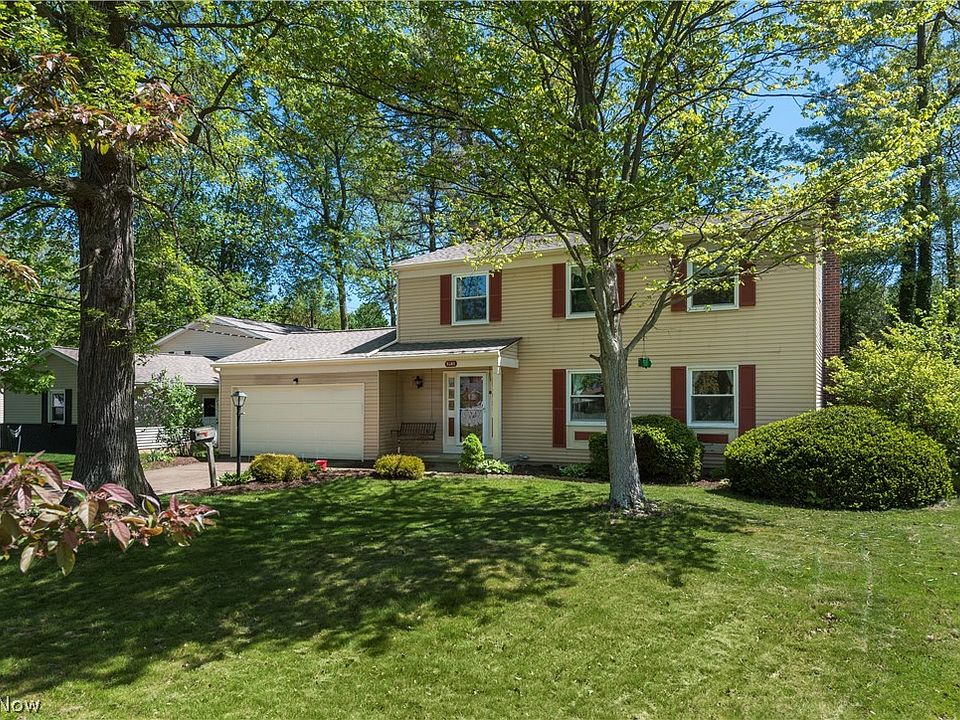 1st image of 3881 Bristol Ln