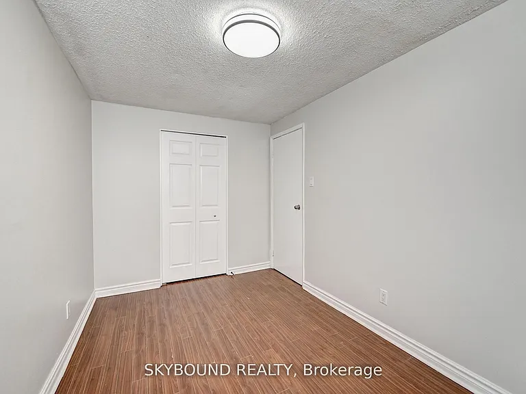 48 Cluthe Cres — Photo 22