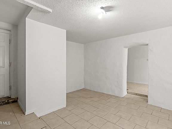 4th image of 2316 Federal Ave