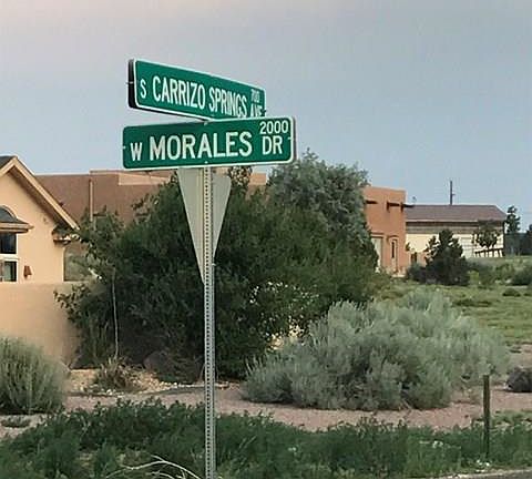 3rd image of 2053 W Morales Dr
