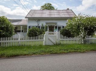 130 Laten Knight Rd, Cranston, RI 02921