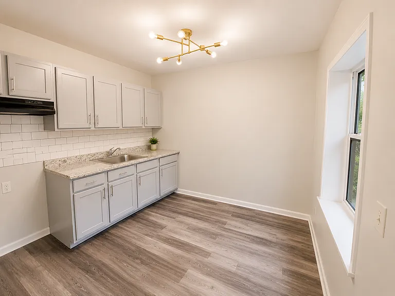 357 Schley St #BM2 — Photo 1