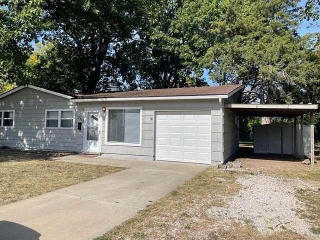 1st image of 2422 S 51st Ct