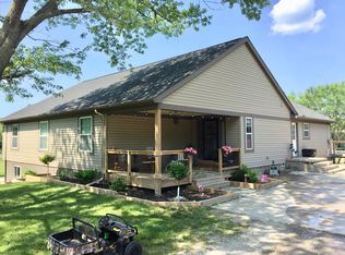 465 Park View Blvd, Lake Orion, MI 48362