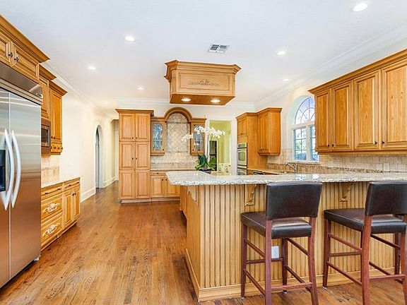 3rd image of 8729 Lake Tibet Ct