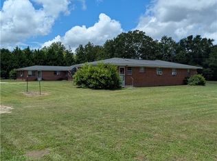 104 Central St, Twin City, GA 30471