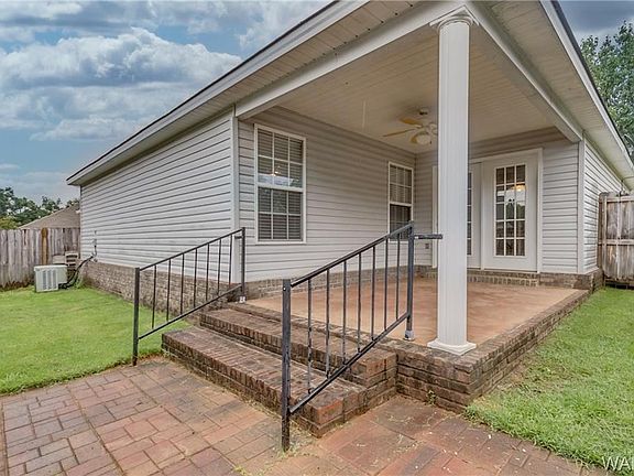 4th image of this home