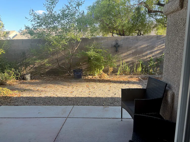 9753 Arrowcrest Ave — Photo 6