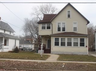 525 Pennsylvania Ave, Aurora, IL 60506