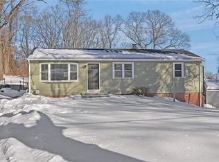 5 Deluca St, Johnston, RI 02919