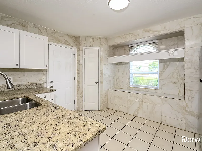 1602 Allenton Ave — Photo 6