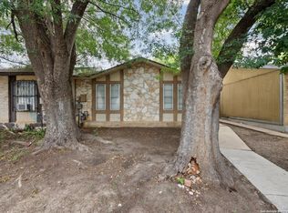 6839 Neston Dr, San Antonio, TX 78239