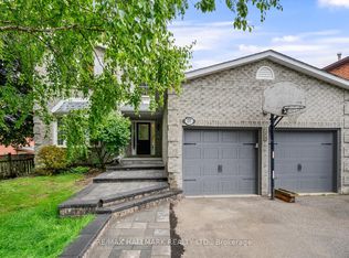 237 Osmond Cres, Newmarket, ON L3Y 7L3