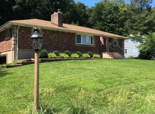 160 Balsam Rd, Wayne, NJ 07470