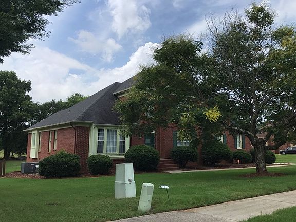 3rd image of 119 Lawson Wall Dr