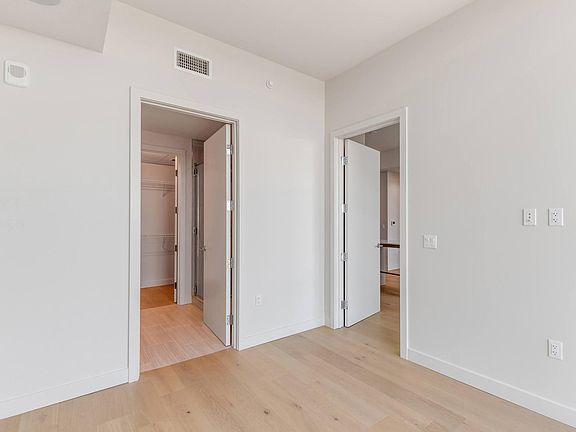 3rd image of 44 East Ave #3109