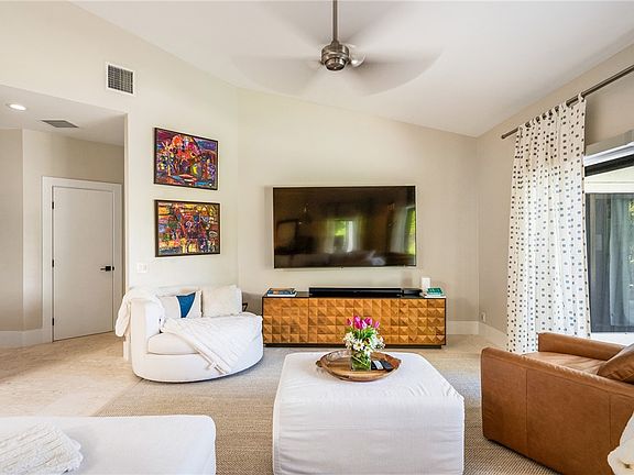 5th image of 349 Riverway Dr