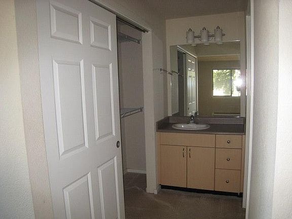 2nd image of 12519 SE 41st Pl #204