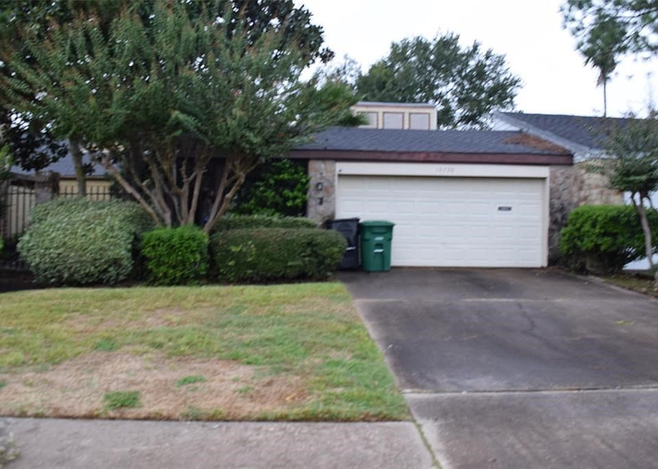 1st image of 10730 Sandpiper Dr