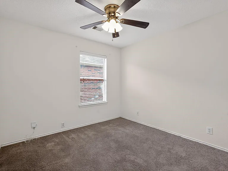 20114 Larkspur Lndg — Photo 15