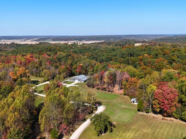 14495 Dover Hill Rd, Loogootee, IN 47553