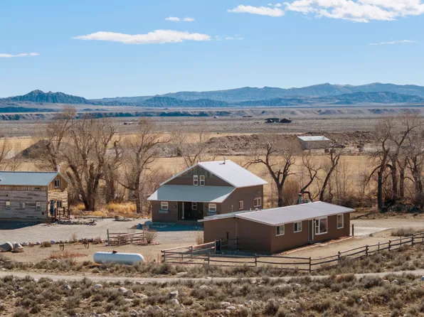 52 Road 8uc, Powell, WY 82435