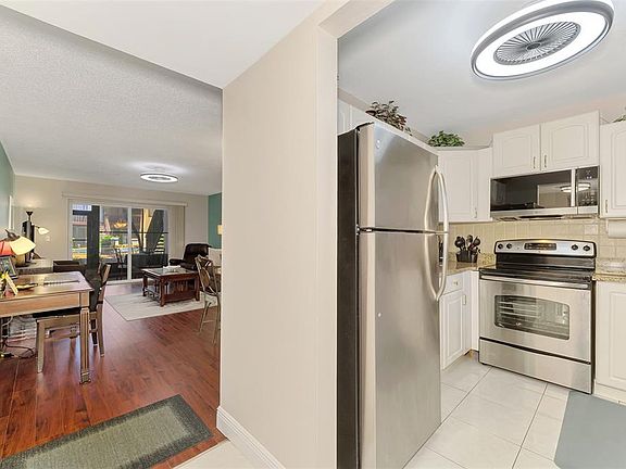 5th image of 1630 STICKNEY POINT ROAD #30-101