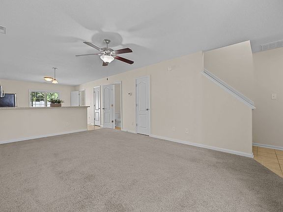 4th image of 110 W Murrow Ln
