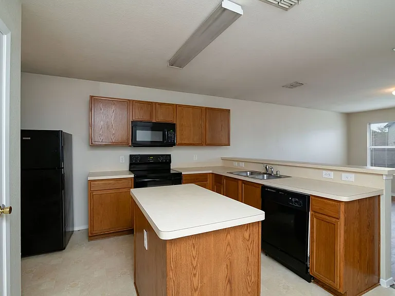 1514 Cover Dr — Photo 7