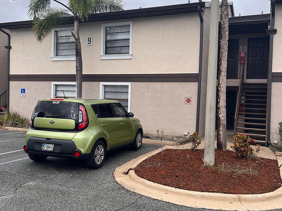 1st image of 1080 Mollie Ln Unit 1080
