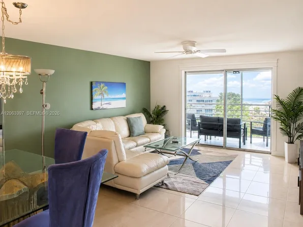 401 SE 3rd St, Dania, FL