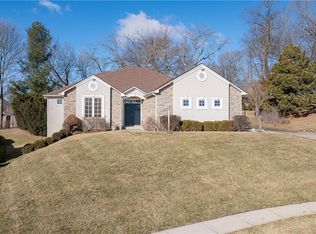 4109 Hidden Valley Dr, Saint Joseph, MO 64506