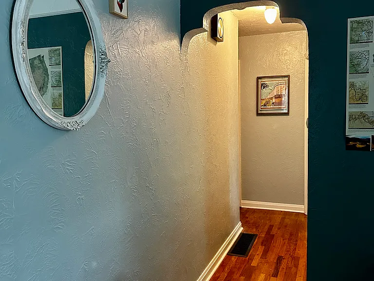 1415 N Franklin St — Photo 7