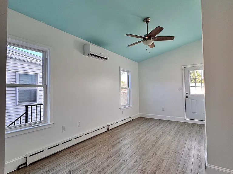512 Penn Ave #2 — Photo 7