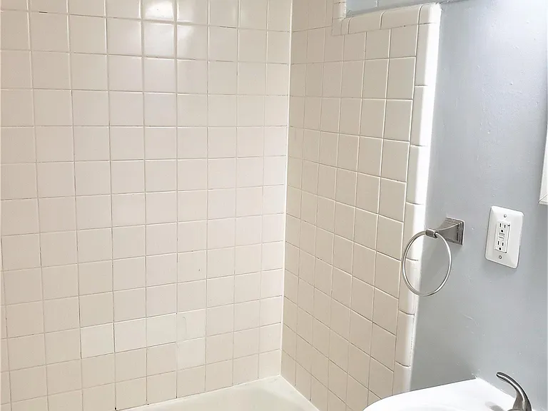 1313 Potomac St NW #B — Photo 12
