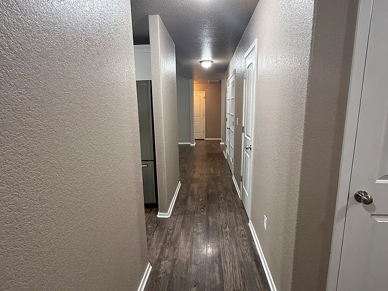 2909 N 14th Pl — Photo 11