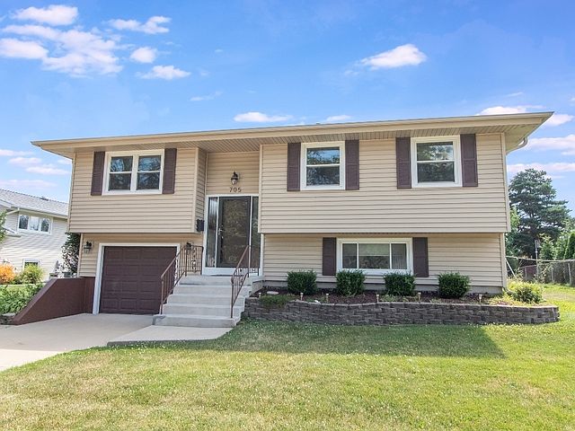 1st image of 705 Sienna Dr