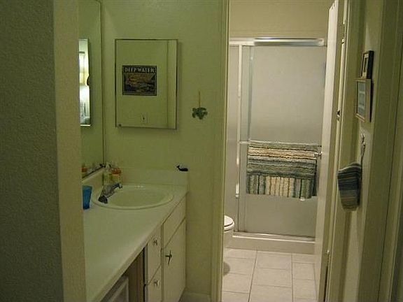 4th image of 1201 Glen Cove Pkwy APT 105