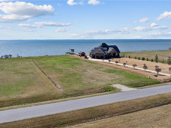 4th image of 136 Bald Eagle Pointe Dr