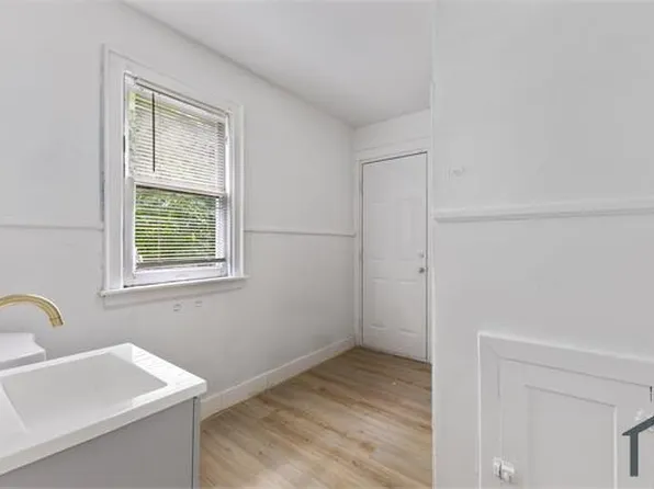 12254 Evanston St, Detroit, MI 48213