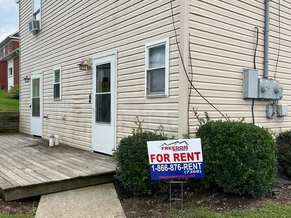 501 Maple St, Roaring Spring, PA 16673