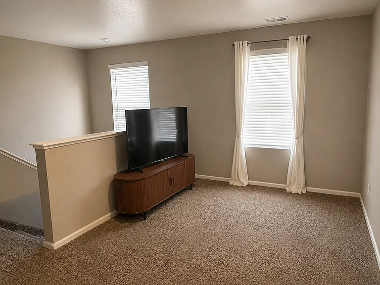 4409 S Valdai Way — Photo 10