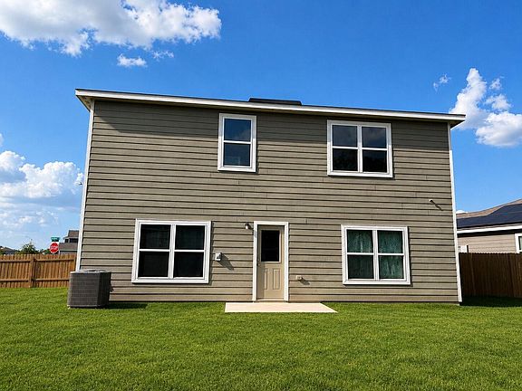 4th image of 26243 Raphael Dr