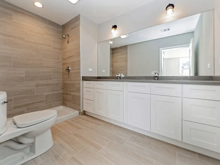 2904 S Hillock Ave #203 — Photo 10
