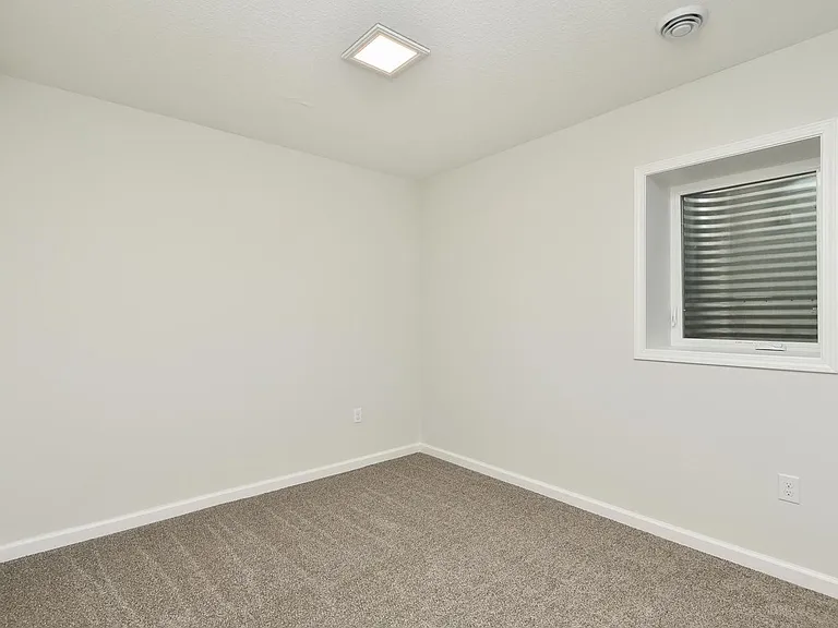 1625 Marshall St Ne — Photo 15